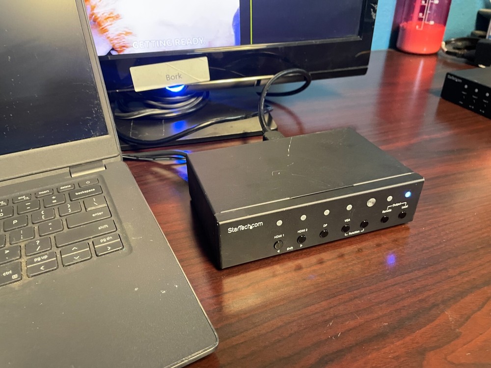 StarTech Multi-Input HDBase Over CAT5 Extender Switch and Scaler Bundle T & R