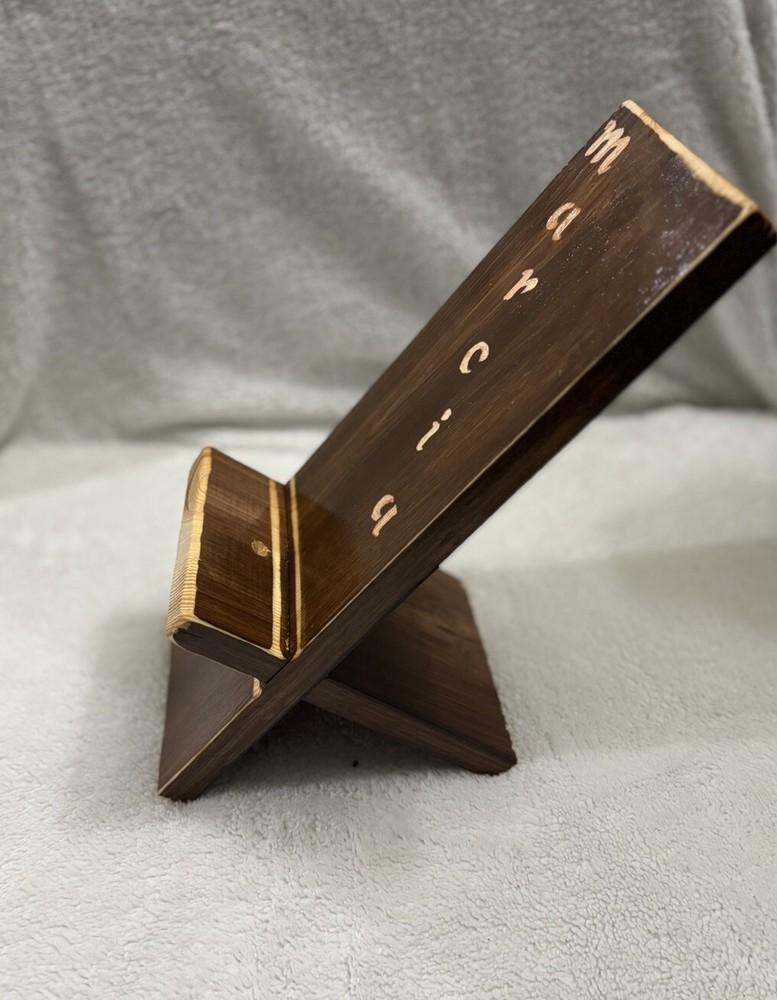 Customizable wood Tablet/comic/magazine/book/Ipad/Iphone Holder