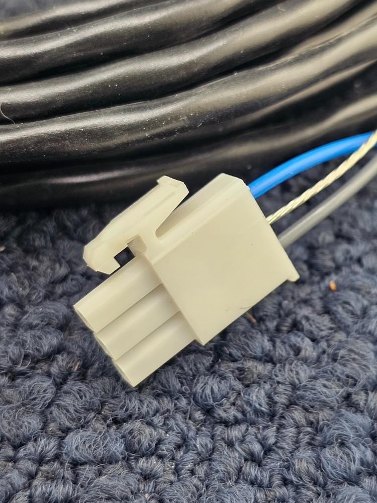 Whelen 01-0488679-07: Core Cables CanPort Interface Adapter