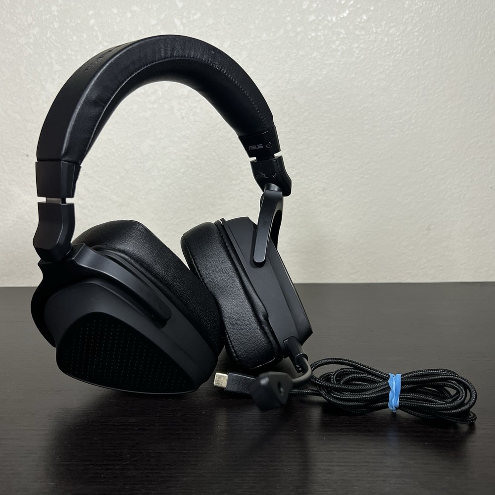 Asus Rog Delta S Animate Gaming Wired Headset