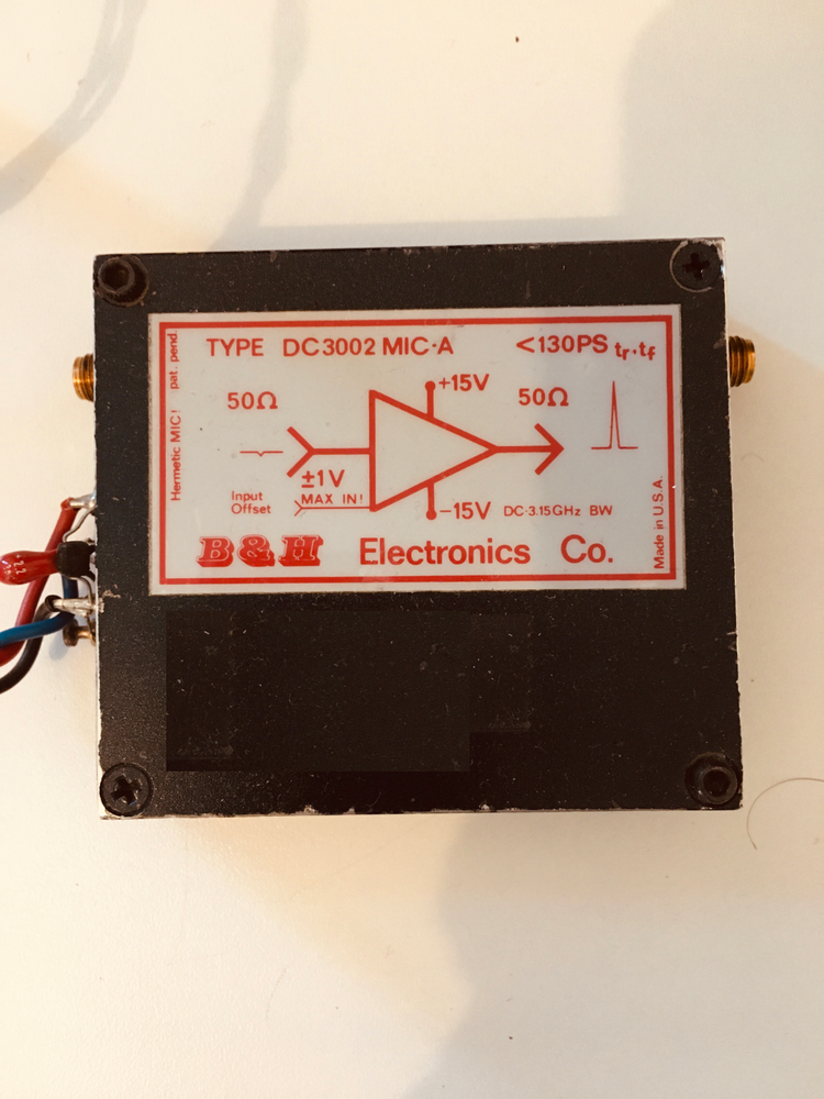 Wide Band Amplifier DC 3002 MIC-A