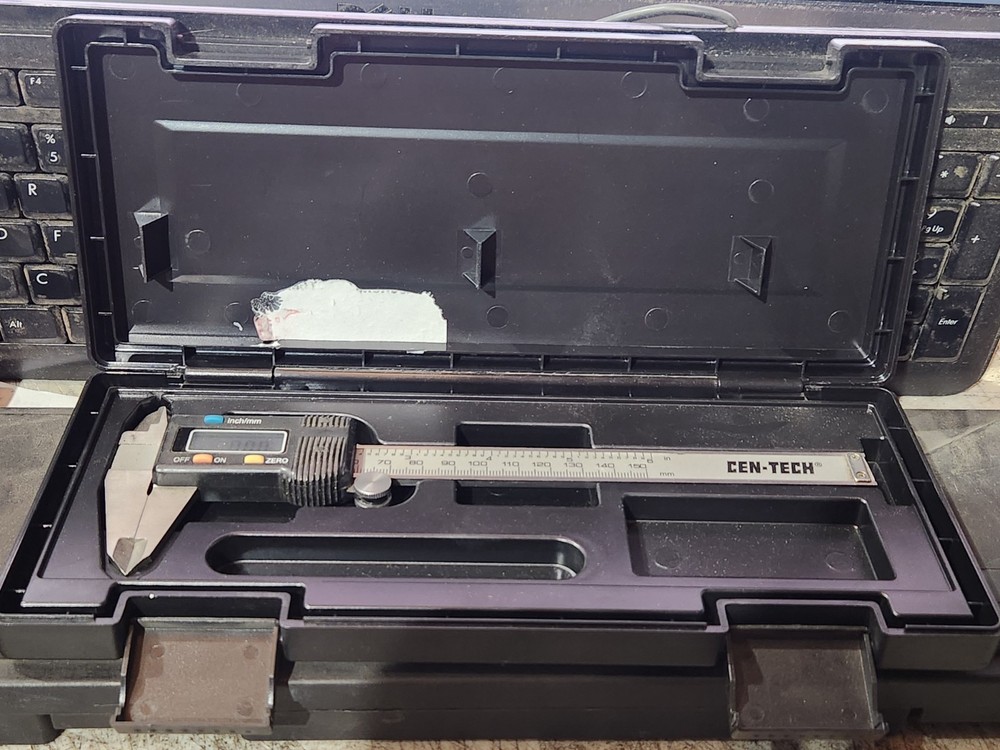 Cen-Tech 6”/ 150mm Digital Caliper  with Hard Case