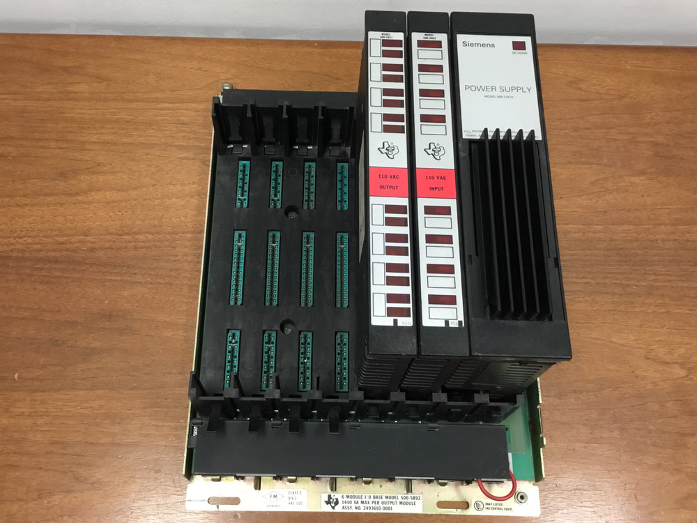 Texas Instruments - Model 500-5892 - 6 Module I/O Base