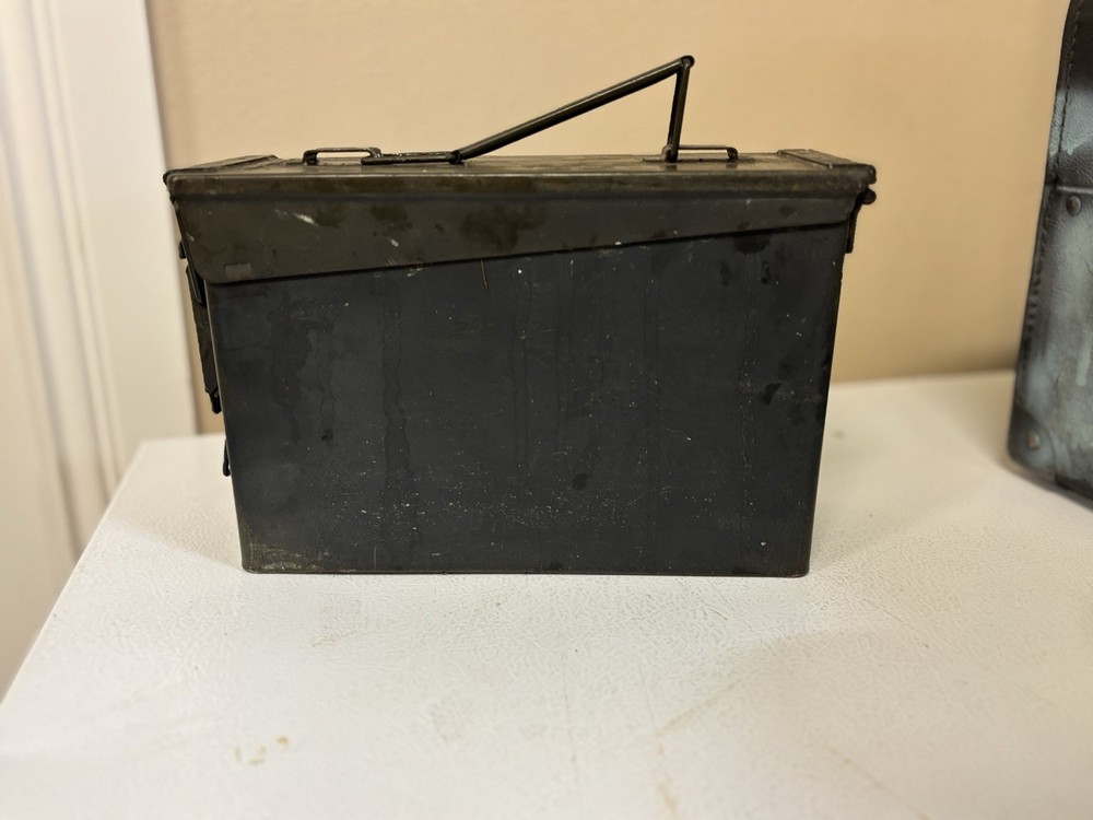 US MILITARY AMMO BOX