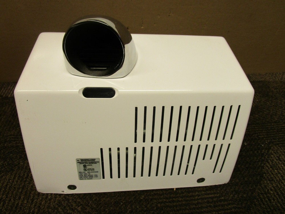 NOVA MATIK MODEL 220 WHITE SURFACE MOUNT AUTOMATIC HAND DRYER 240 VOLT 9 AMP
