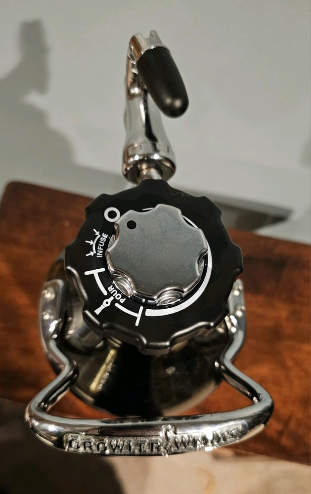 Growler Werks Nitro Cold Brew Coffee Infuser