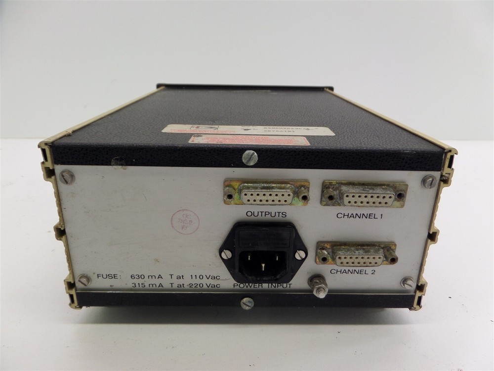 Brooks Instruments 5867 Dual Channel Flow Controller - Missing Face Plate