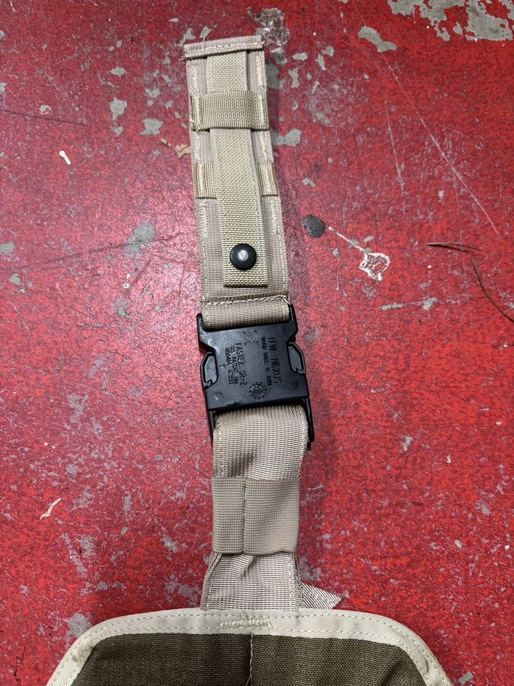 USGI Single Point MOLLE/BELT Drop Leg Panel DCU Pattern