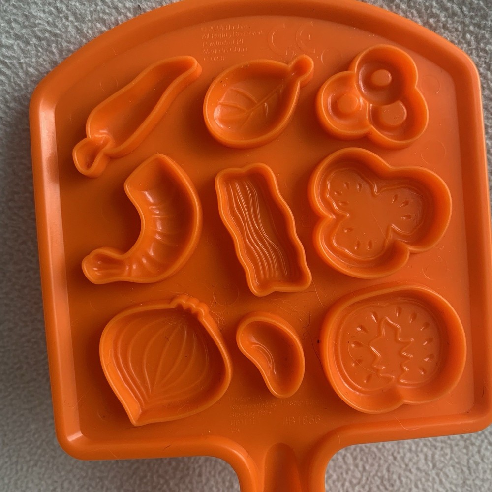 Play-Doh Pizza Maker Mold Tools Pan Paddle Box Accessories