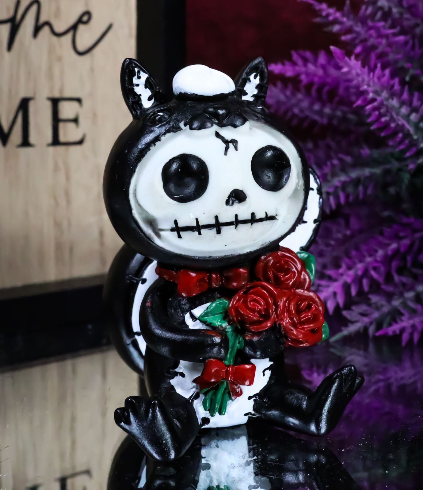 Furrybones Valentines Odo The Skunk Red Roses Skeleton Monster Ornament Figurine