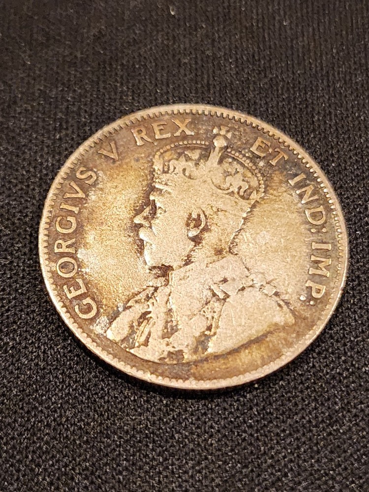 1911 Canada 25 Cents Silver Coin