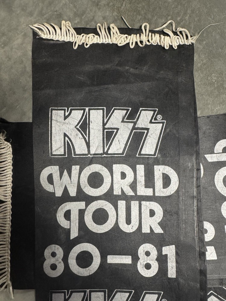 KISS World Tour 80-81 Concert Scarf Banner Black,silver Fringe AustralianAucoin