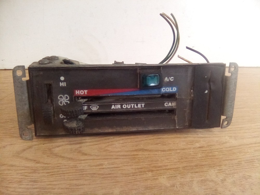 2002 Freightliner FLD Climate Control