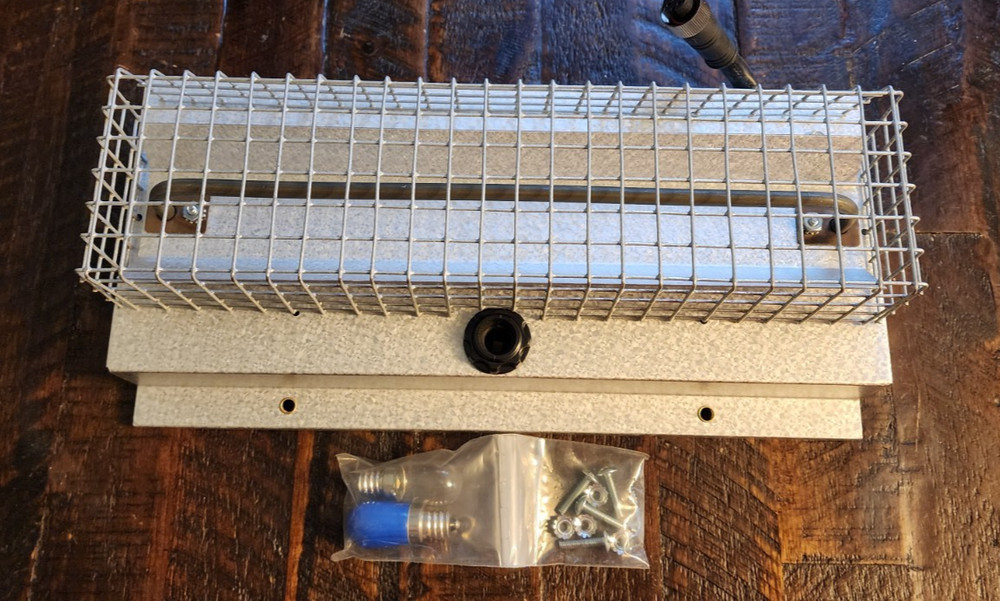 GQF 0575 Brooder Replacement Heater with Bulbs and Hardware