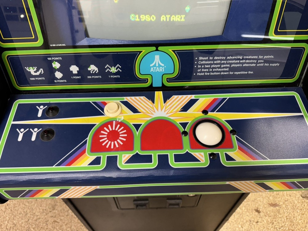 CENTIPEDE ARCADE MACHINE by ATARI (Excellent Condition) *RARE*