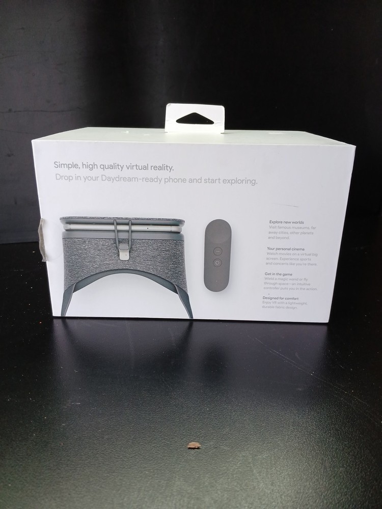 Google Daydream View VR Headset - Slate