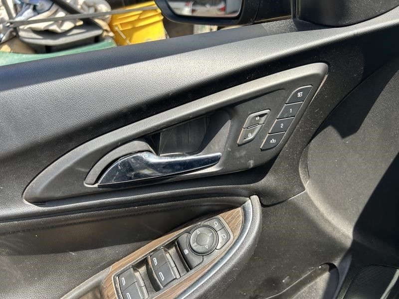 Fuse Box Engine LT Fits 16-17 MALIBU 104579313
