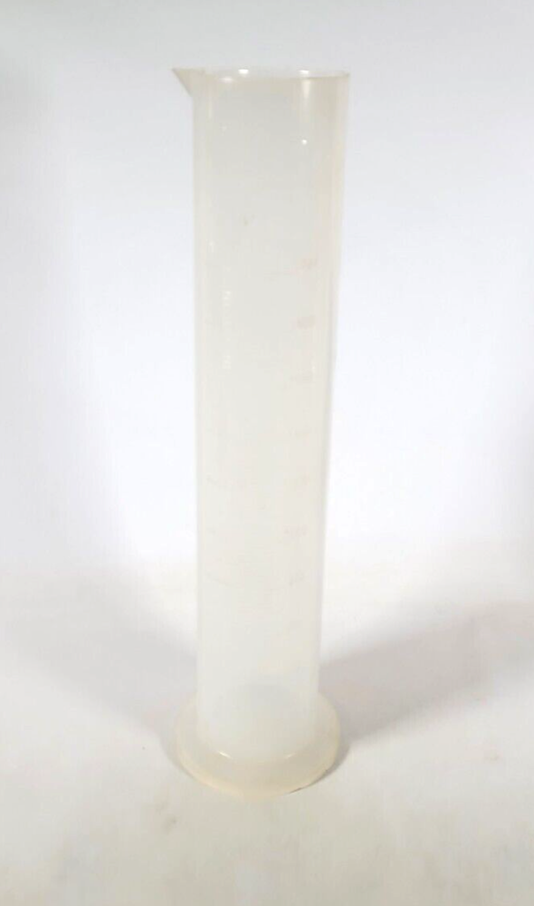 Poly Lab 2000 mL Graduated Cylinder