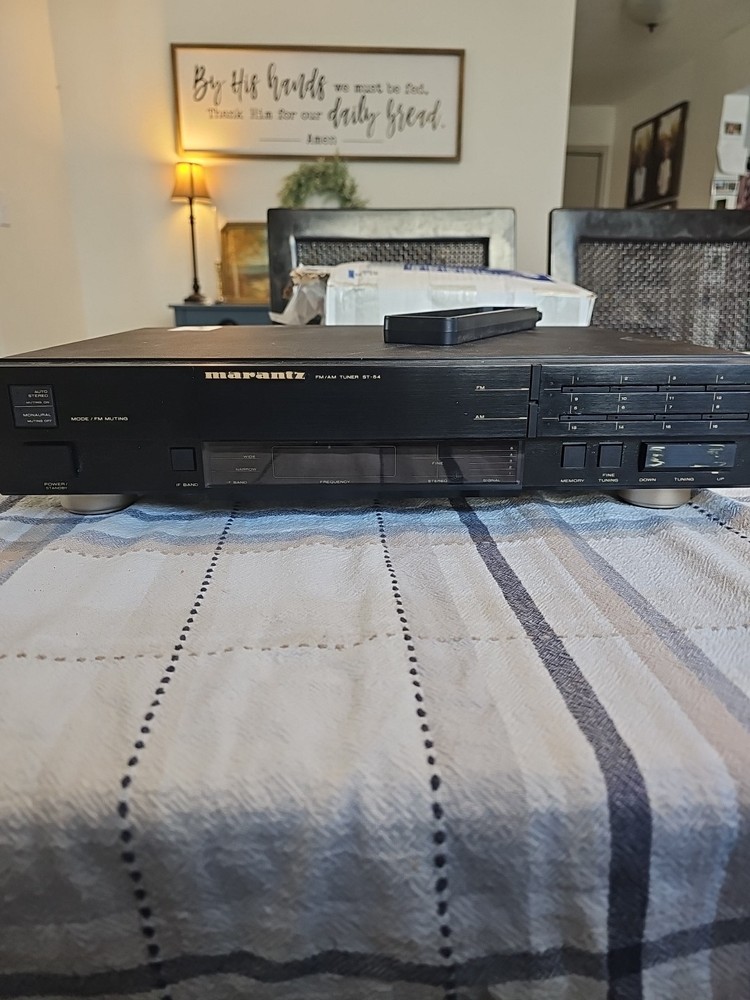 Marantz ST-54 FM/AM Tuner Vintage  Working + Antenna