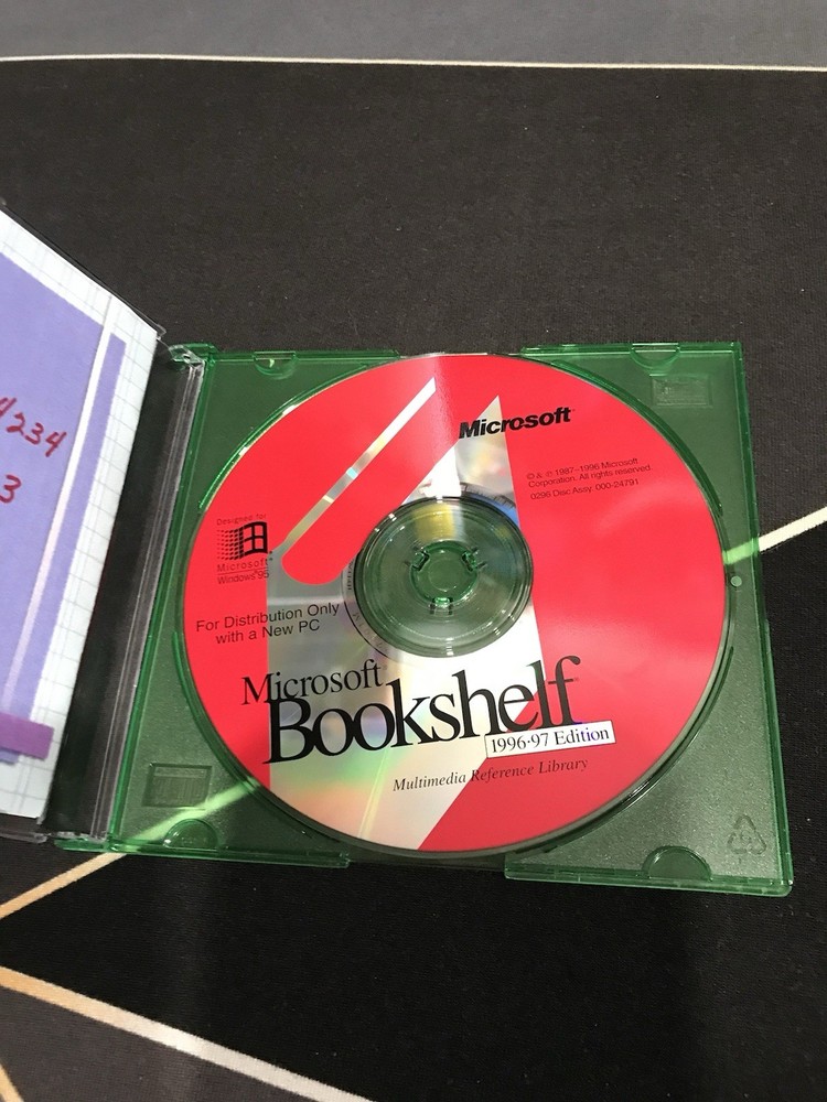 Windows95 Lot5 CD-ROM MicrosoftWord97 Bookshelf CreativeWrite2 3dFont TypingTeac