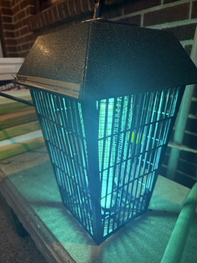 Stinger Bug Zapper Model UV 40 USA TESTED WORKING WITH BOX