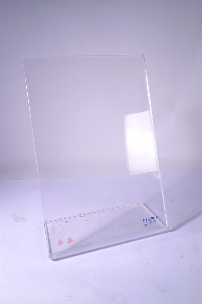 NALGENE 6802-0001 ANGLED BENCHTOP BETA SHIELD