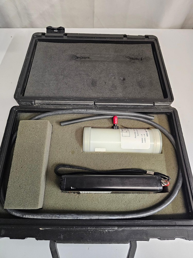 Dwyer Series 475 Mark III Digitial Manometer