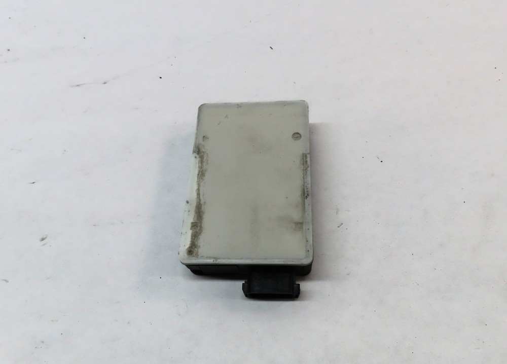 16 MERCEDES E350 W212 FRONT BRAKE ASSIST COLLISION AVOIDANCE RADAR SENSOR MODULE