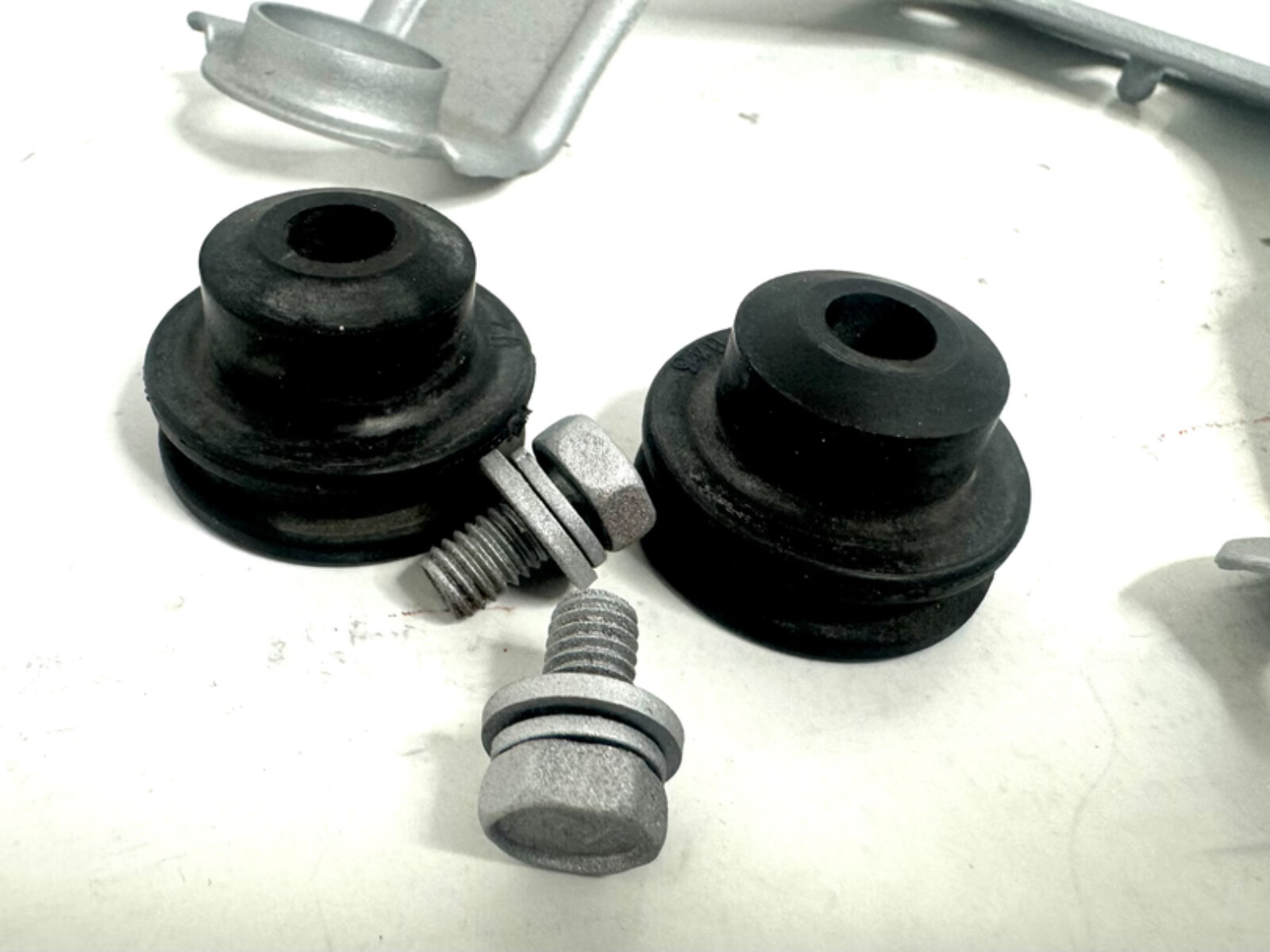 96 00 Honda Civic Condenser Bracket Support Upper Mount with Bushings EK OEM