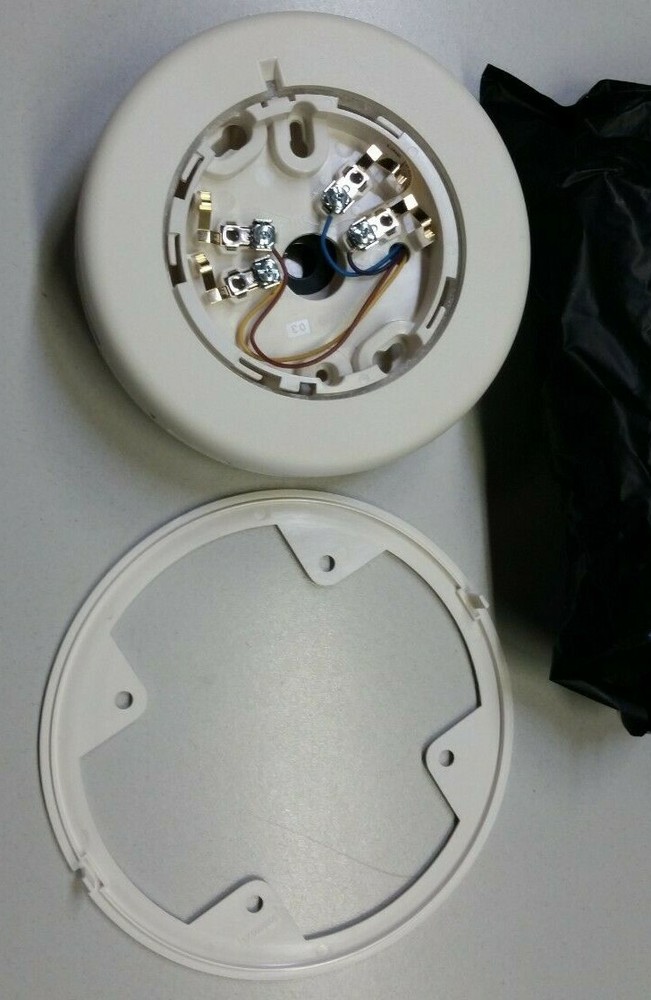 GE SB4U Analog Detector Base with Sounder