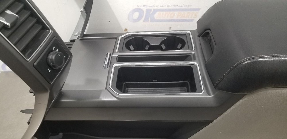 19 FORD F150 COLUMN SHIFT FRONT CENTER FLOOR CONSOLE ASSEMBLY GRAY
