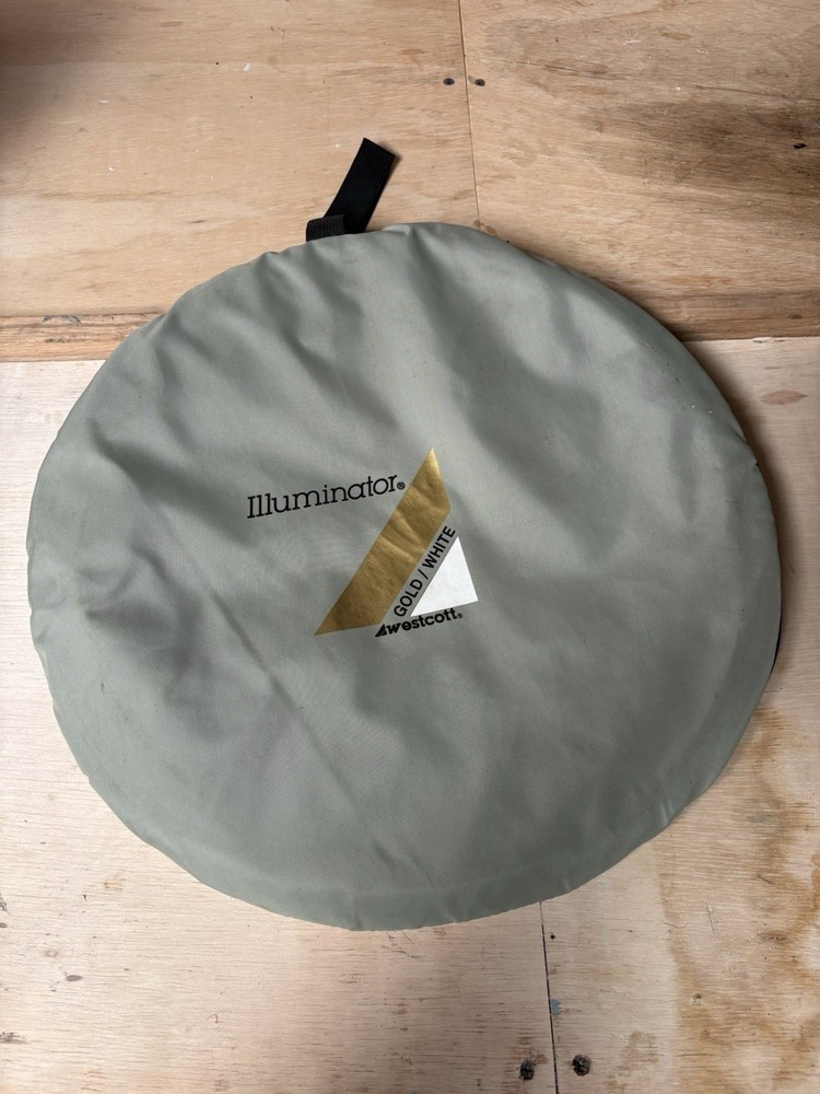 Westcott Illuminator Reflector Panel 38” Gold/Silver