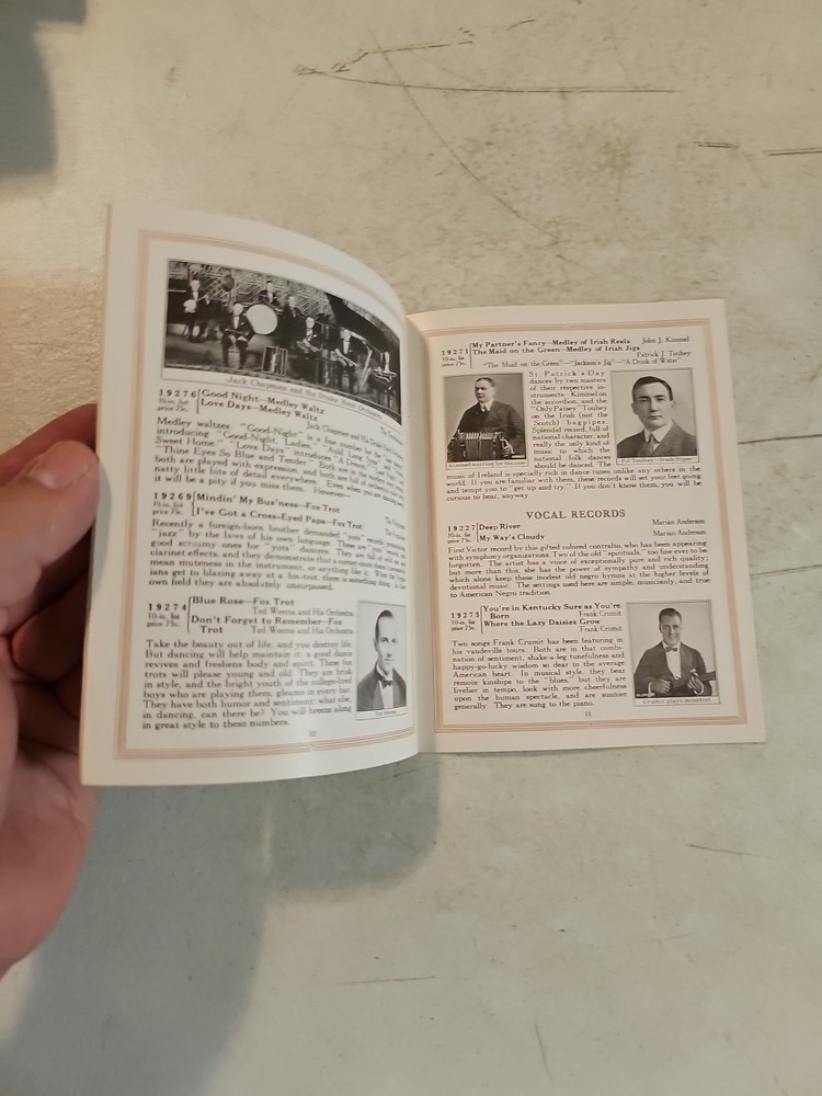 Original Victor Phonograph Record Catalog - April, 1924