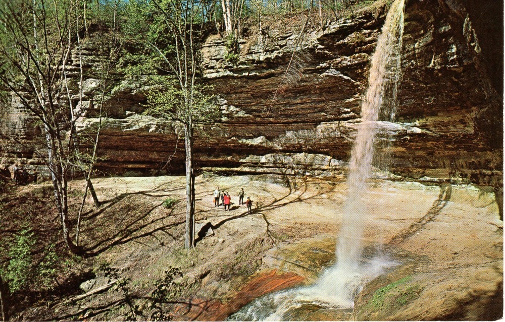 MUNISING FALLS, MUNISING, MI- PC1706