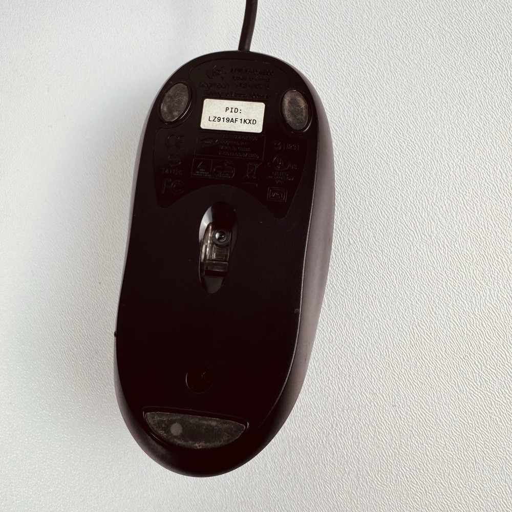 Logitech Wired USB Optical Computer Mouse — Tested & Working — Black