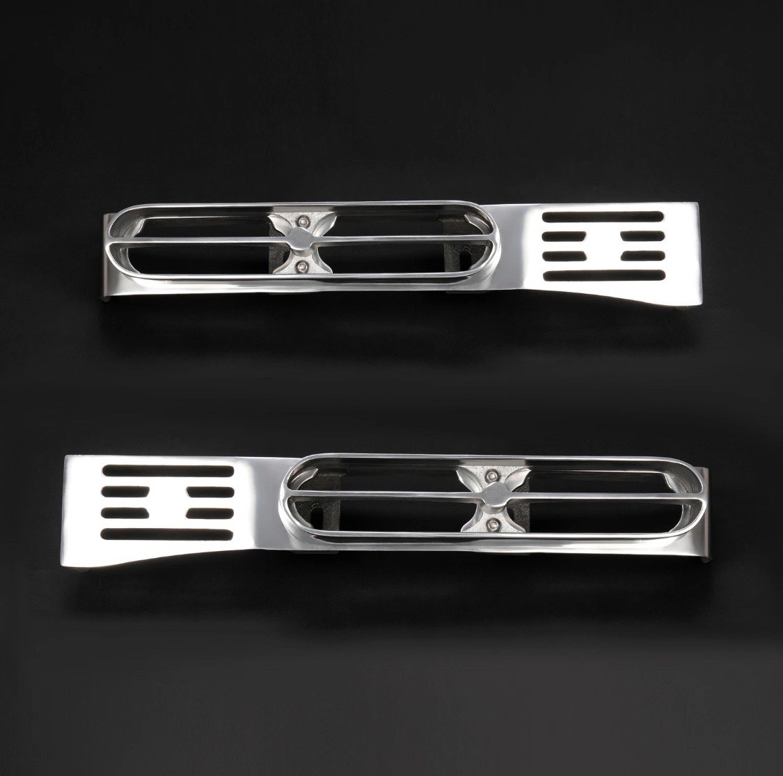 ☑️ Peterbilt 389 388 Front Fender Light Brackets w/Mounting Hardware For