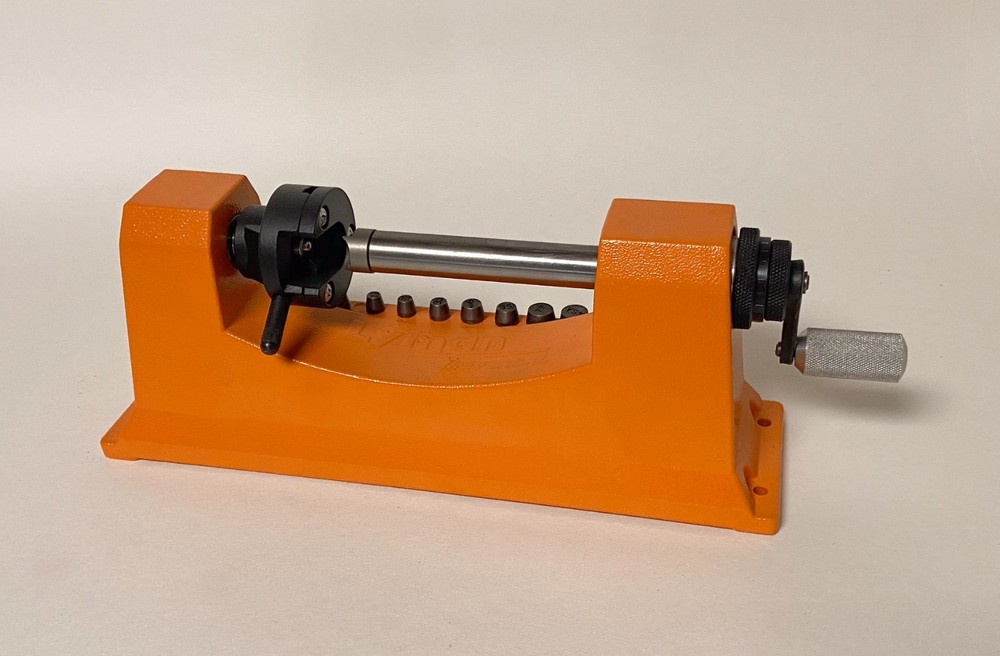 Lyman Universal Case Trimmer & 9 Pilots 7862003