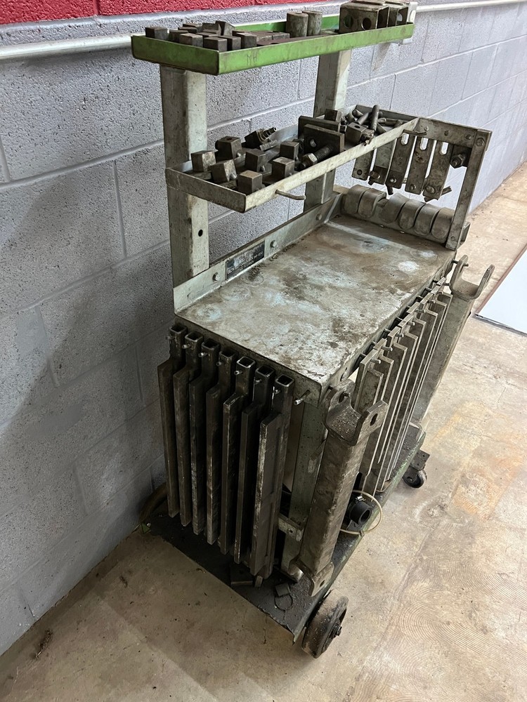 Delta 6000 Universal Pressure Tester