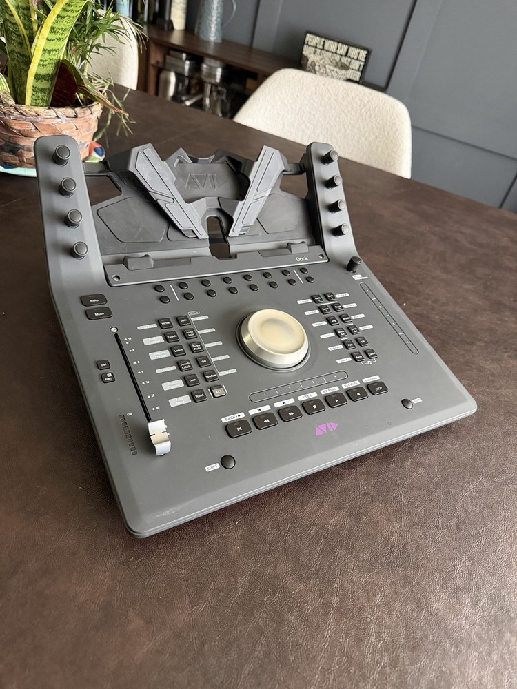Pro Tools | Dock Control Surface By Avid