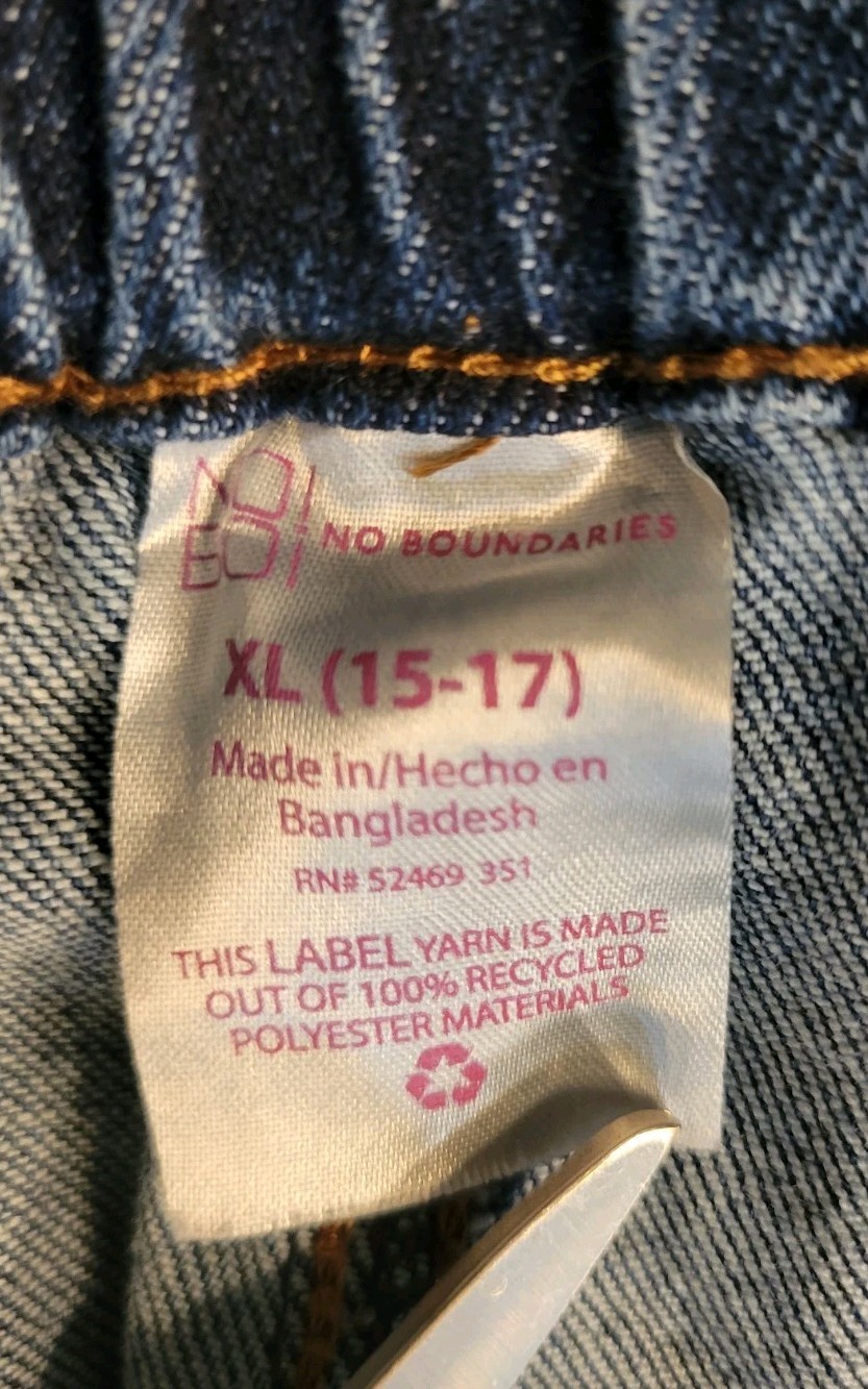 No Boundaries Juniors Sz 15/17 Bib Overall Shorts Blue Denim Pockets Raw Hem