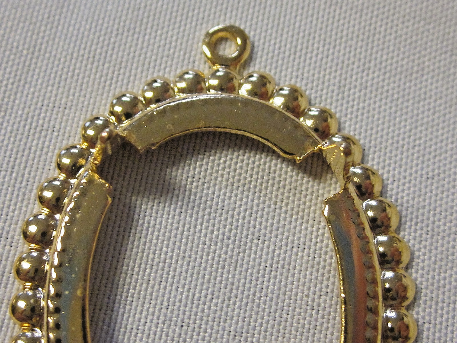 12pc Rare Prong Set HAMILTON GOLD PLATED 25x18mm Oval Cameo Pendant Settings NOS