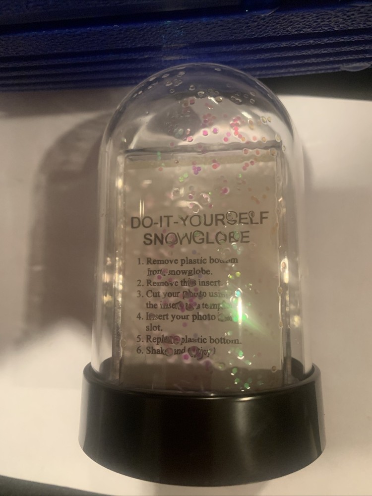 snow globe “Do It Yourself” New 4” Height
