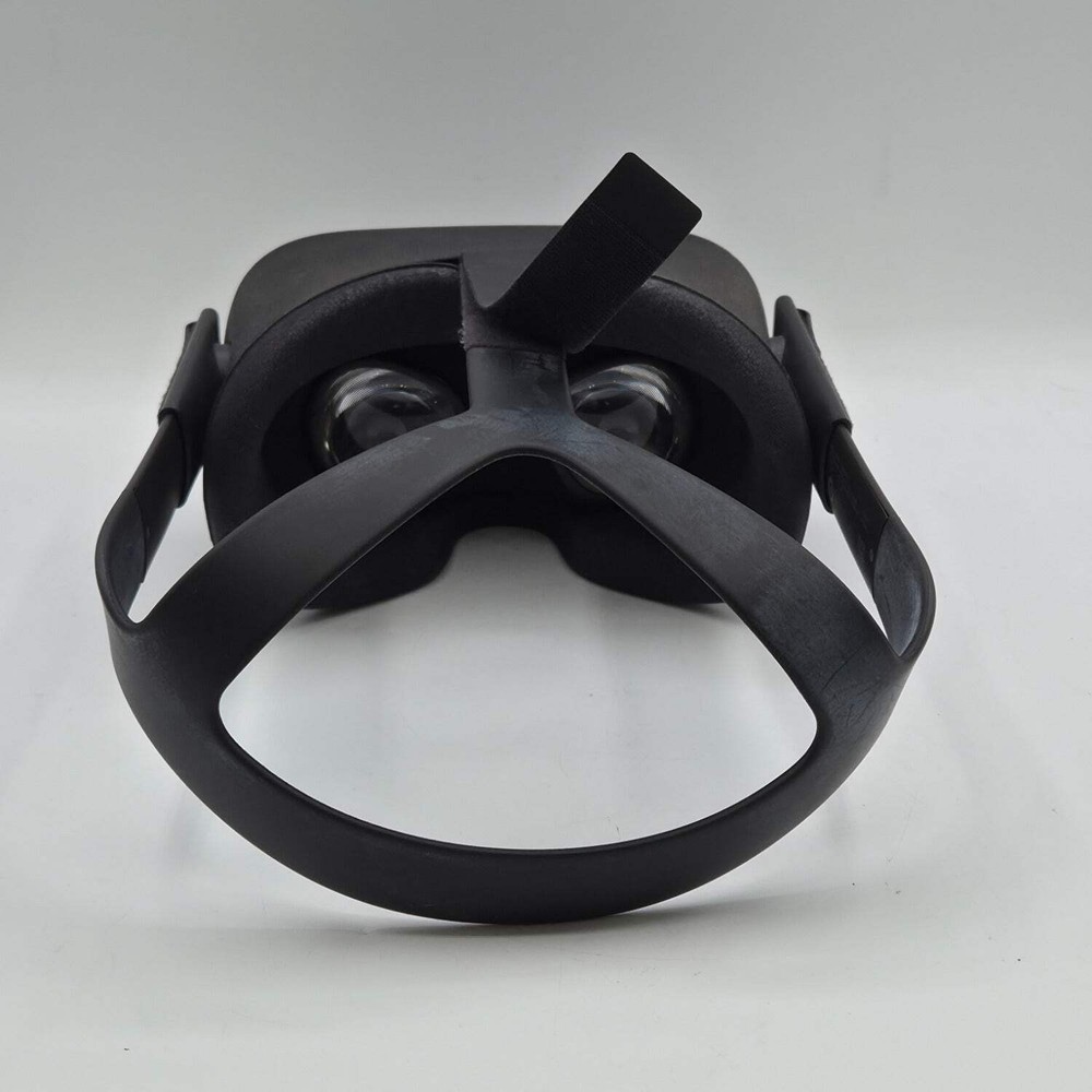 Broken Oculus Rift S 128GB PC VR Headset KW49CM Right Controller Body Broken