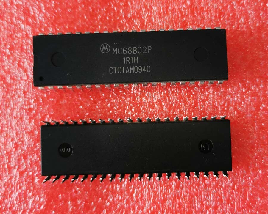 2pcs MC68B02P MC68B02 MOT DIP-40