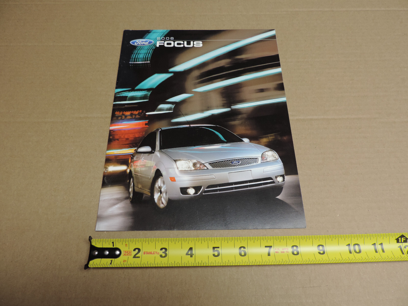 2006 Ford Focus sales brochure 24 pg ORIGINAL literature specs colors