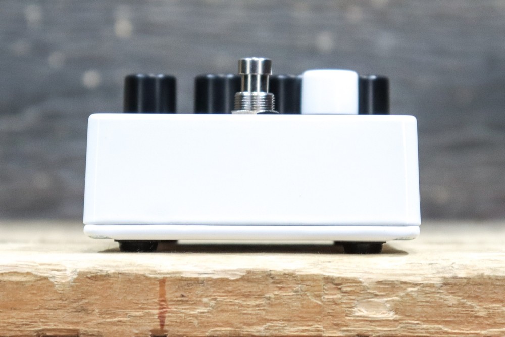 Electro-Harmonix KEY9 Electric Piano Machine Keyboard Emulator Effect Pedal