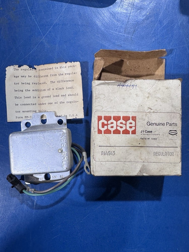 Case A44543 Voltage Regulator