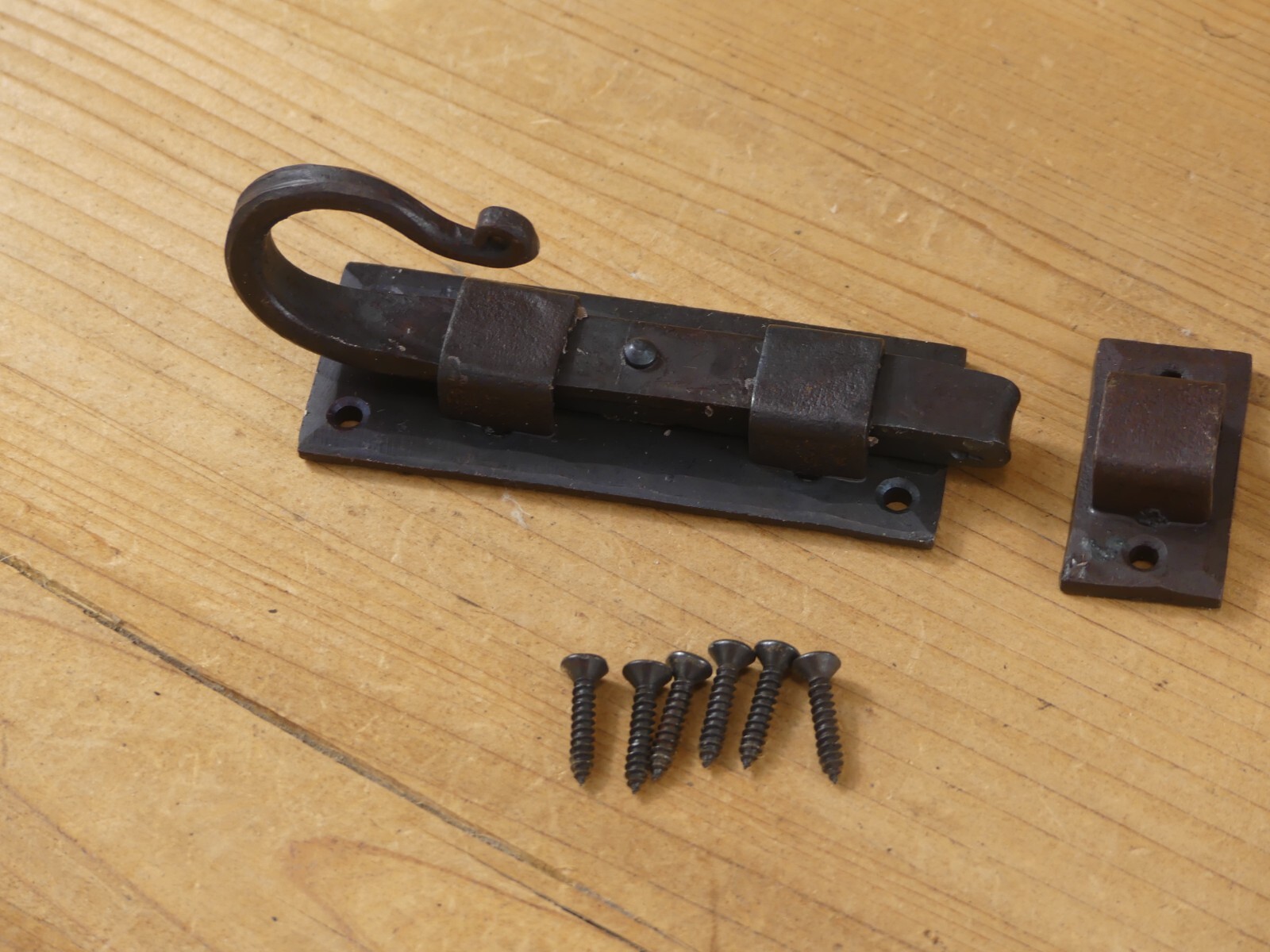 IRON FLAT SLIDING LOCK CABINET DOOR CUPBOARD DEAD BOLT SLIDE LATCH BARN BARREL