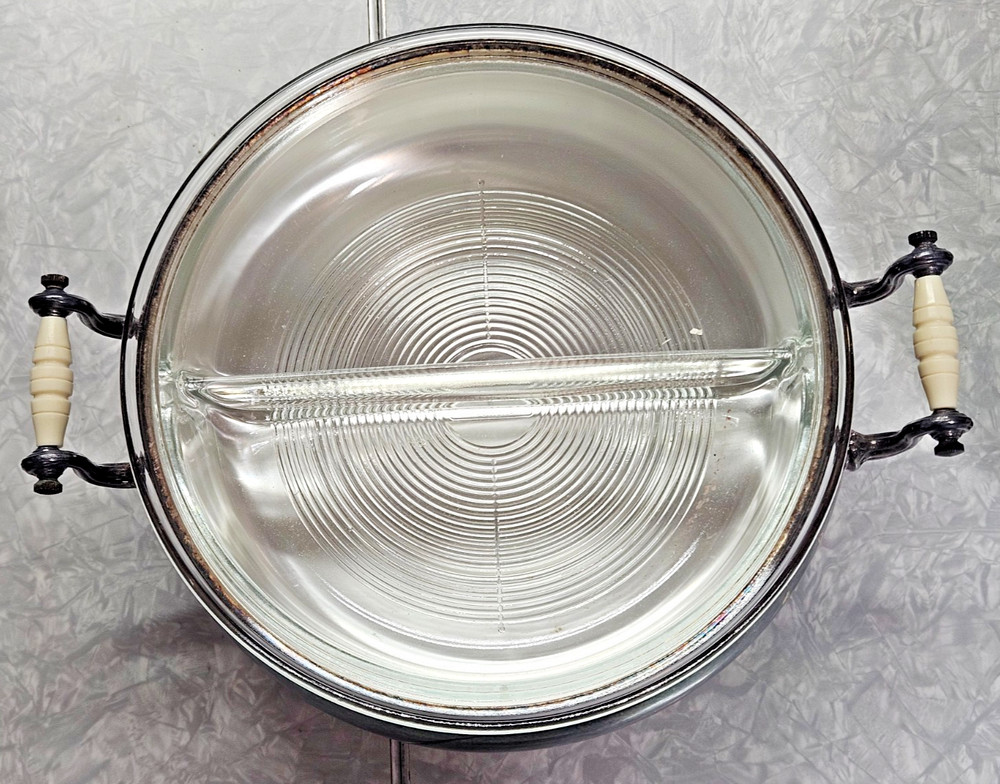 Vintage silverplate covered divided server w/ Glasbake insert 9.5" footed