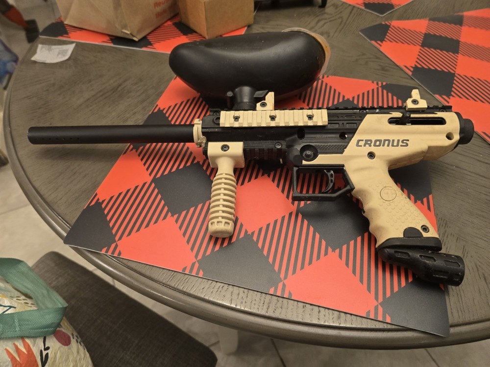 Cronus Paintball Gun - Beige/Black.